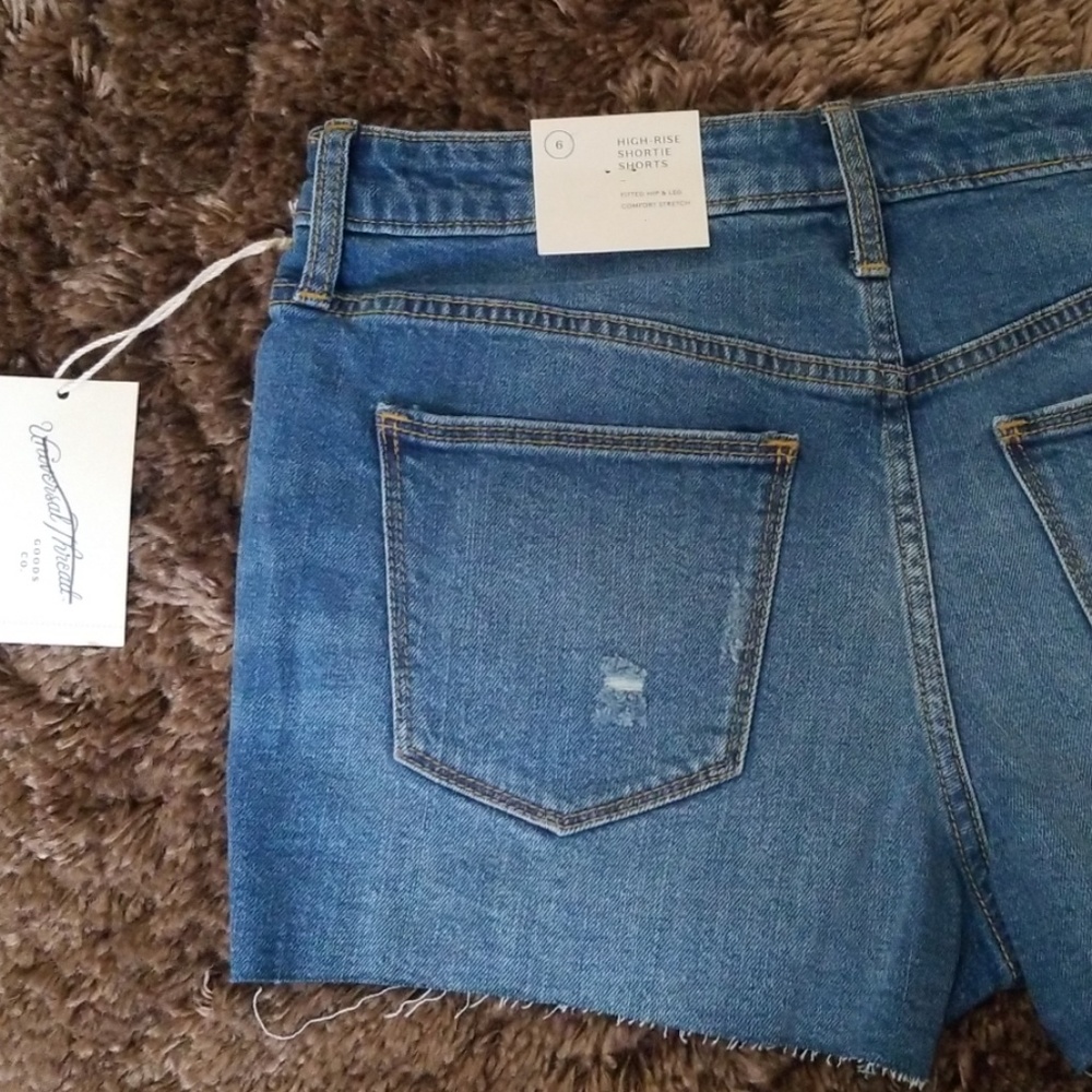 Universal Thread Shorts size 6 - Picture 5 of 7